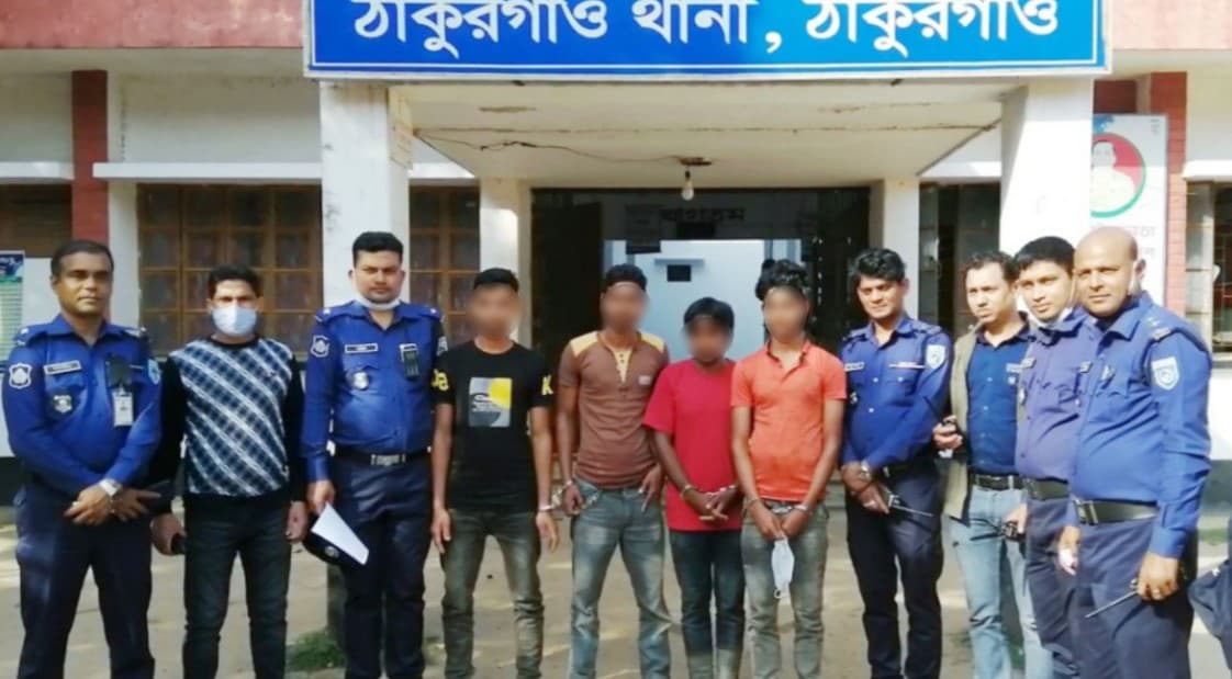 ঠাকুরগাঁওয়ে ধর্ষণের অভিযোগে গ্রেফতার ৪