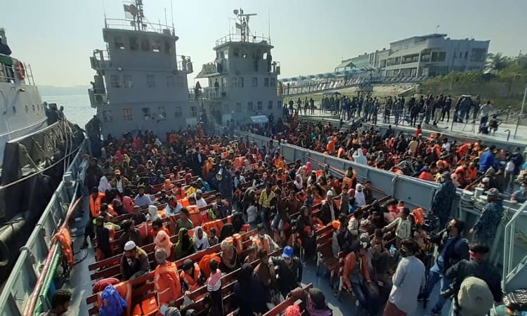 আরও ৩ হাজার রোহিঙ্গা যাচ্ছে ভাসানচর