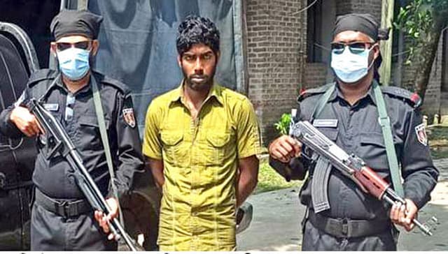 ঝিনাইদহে চাচা হত্যার দায়ে  ভাতিজা গ্রেফতার