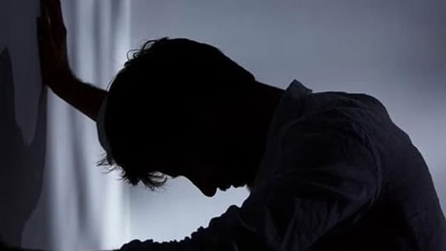 বিদেশ থেকে বাড়ি ফিরে জানলেন মসজিদের ইমামের সঙ্গে পালিয়েছে স্ত্রী