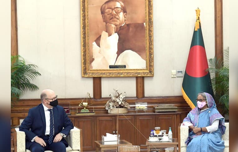 করোনা পরিস্থিতি দেশে নিয়ন্ত্রণে: প্রধানমন্ত্রী