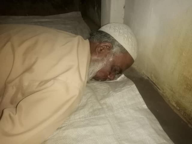 সিজদারত অবস্থায় মৃত্যু