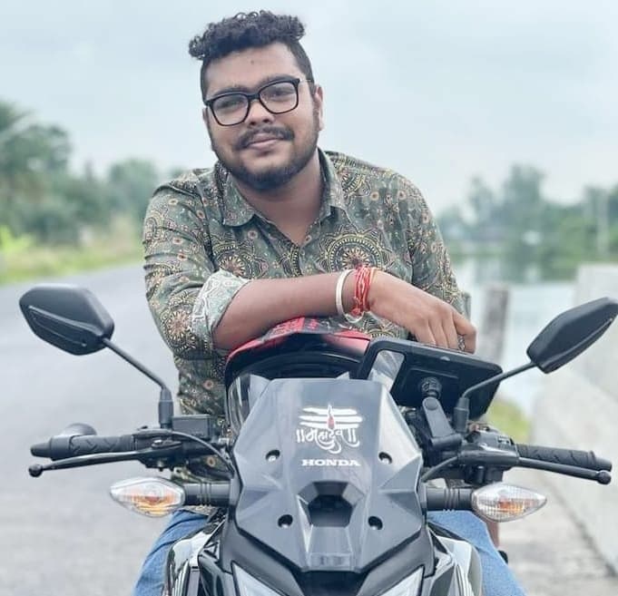 আত্রাইয়ে সড়ক দুর্ঘটনায় এক যুবকের মৃত্যু