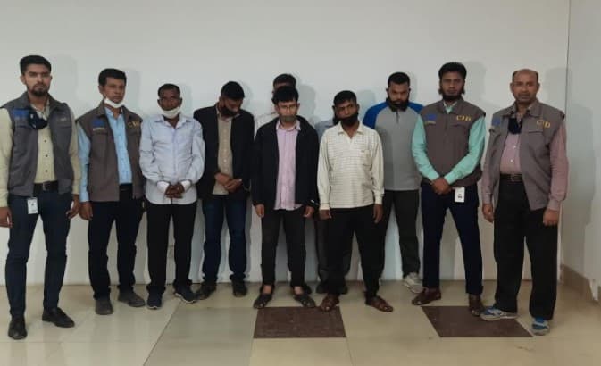 মিরপুরে র‌্যাবের হাতে তিন ছিনতাইকারী আটক