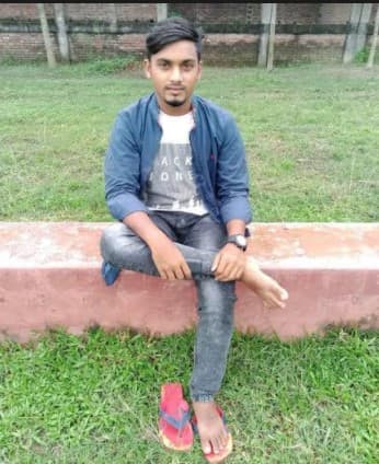 অপারেশনে অবহেলা, প্রাণ গেল বেরোবি ছাত্রের