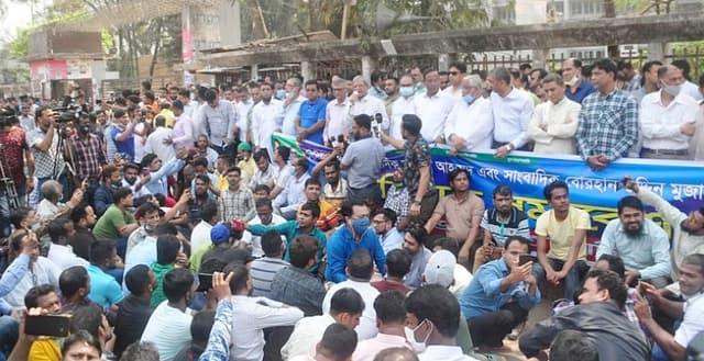 ফখরুলের দাবি সরকারের পদত্যাগ চেয়ে নির্বাচন