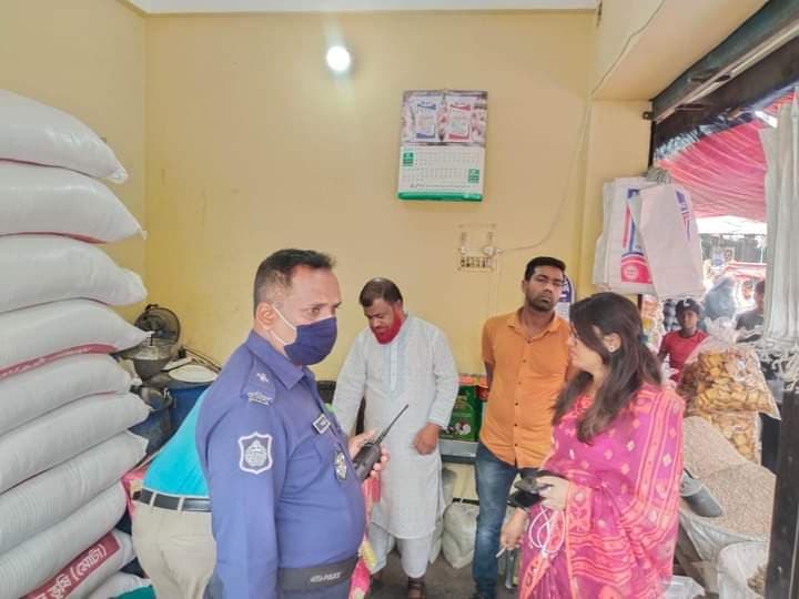 রমজানকে সামনে রেখে সরাইলে অভিযান চালাচ্ছে ভ্রাম্যমাণ আদালত