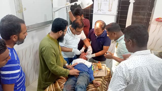 ঝালকাঠিতে নাগরদোলা থেকে ছিটকে পড়ে আহত ৪