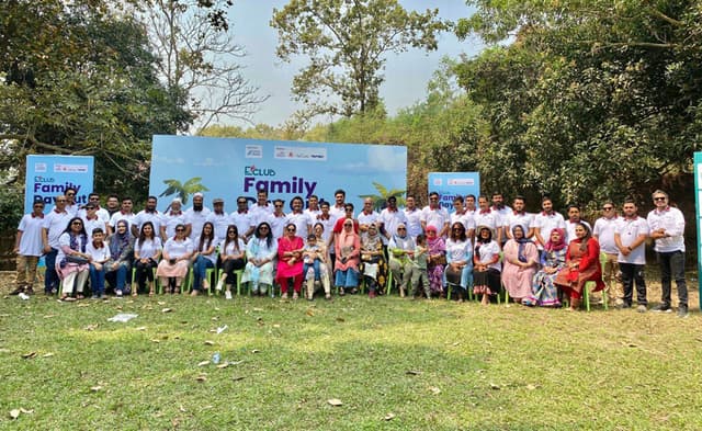 ই ক্লাব ফ্যামিলি ডে আউট অনুষ্ঠিত
