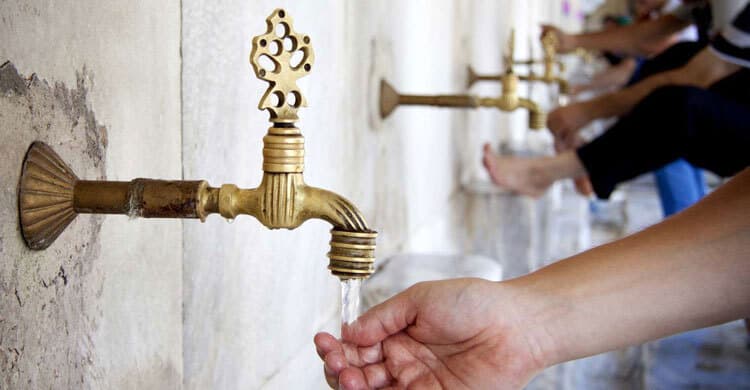 অজুর পর যে দোয়ায় জান্নাত লাভের সুসংবাদ