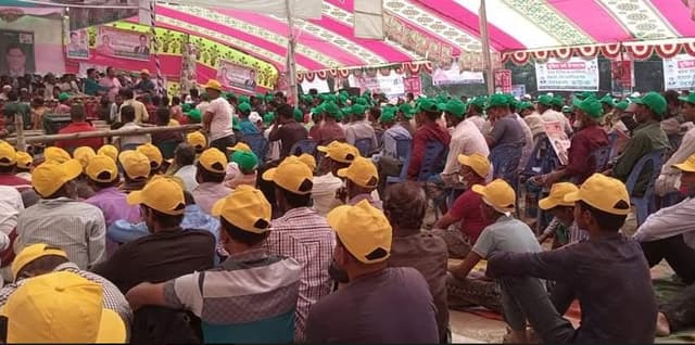 আওয়ামী লীগের মতবিনিময় সভায় বৈষম্যের অভিযোগ