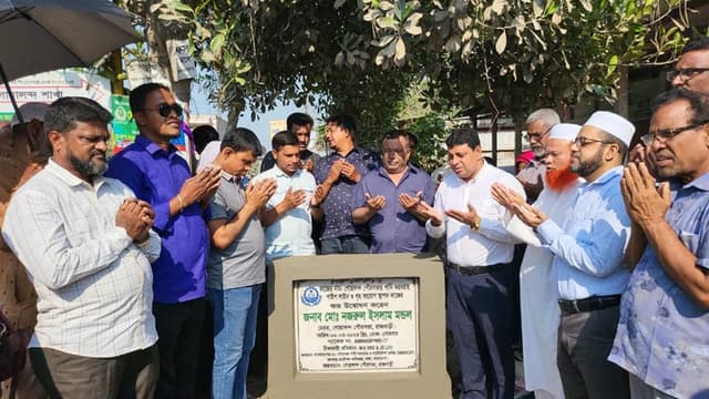 গোয়ালন্দ পৌরসভায় পানি সরবরাহ পাইপ লাইন ও গৃহ সংযোগ স্থাপন কাজের উদ্বোধন