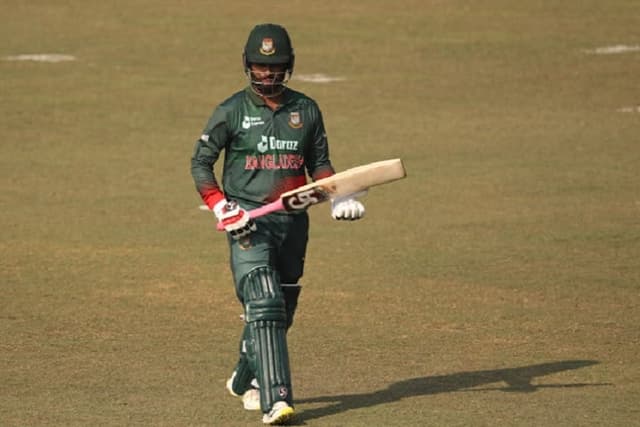 লিটনের পরে সাজঘরে ফিরলেন তামিম