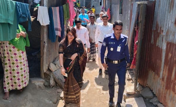 অবৈধ গ্যাস সংযোগ বিচ্ছিন্ন করতে সরাইলে অভিযান