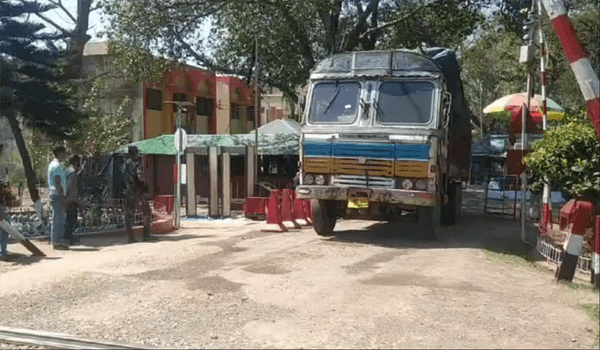 আবারো হিলি স্থলবন্দর দিয়ে আসবে ভারতীয় পাট বীজ