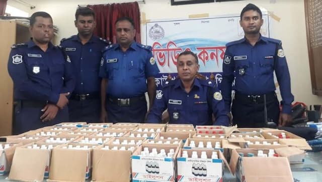 কাউখালীতে ৩৫০ বোতল এলকোহল সহ গ্রেফতার ২