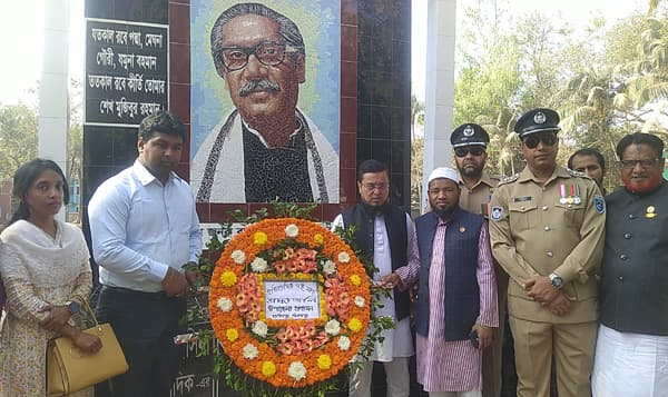 নানা কর্মসূচির মধ্য দিয়ে হিলিতে ঐতিহাসিক ৭ মার্চ উদযাপিত