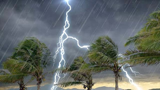 আজ বজ্রবৃষ্টি হতে পারে তিন বিভাগে