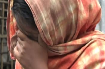 প্রেমিককে বাসায় ডেকে দুই বোনের এ কি কাণ্ড !