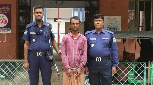 পুত্রবধূর মুখে গামছা বেঁধে ধর্ষণ