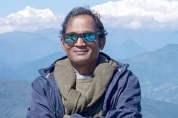 নির্যাতনের অভিযোগে মামলার আবেদন কার্টুনিস্ট কিশোরের