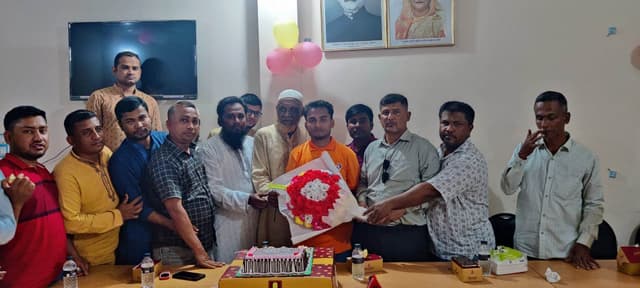 টেকনাফে আনন্দ টিভি'র ৫ম প্রতিষ্ঠা বার্ষিকী উদযাপন