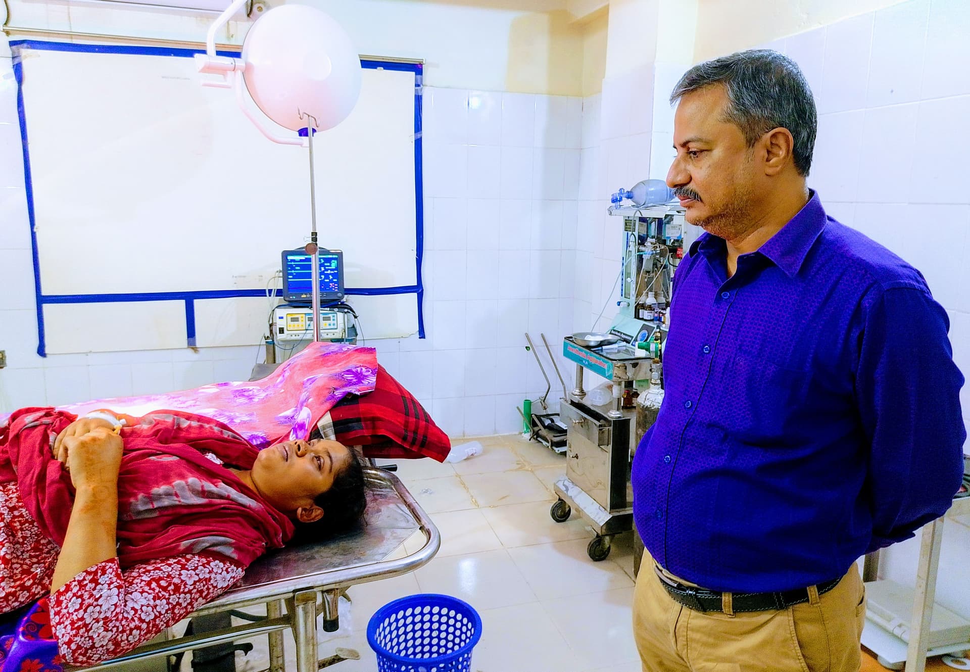 সিজারের অ্যানেস্থেসিওলজিষ্ট অনুপস্থিতিত অতঃপর অ্যানেস্থেসিয়া দিল চিকিৎসক