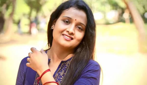 সাংবাদিক অভিশ্রুতির মরদেহ পরিবারের কাছে হস্তান্তর