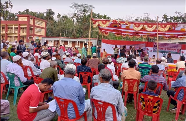 কাউখালী ইউপি চেয়ারম্যানের উপর হামলার প্রতিবাদে বিক্ষোভ সমাবেশ