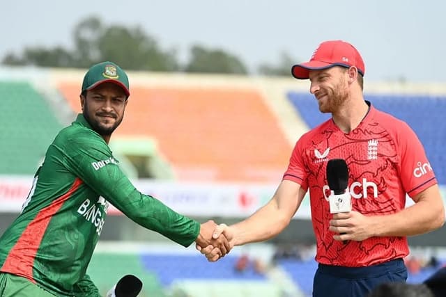 সিরিজ জয়ের লক্ষ্যে টস জিতে বোলিংয়ের সিদ্ধান্ত বাংলাদেশের