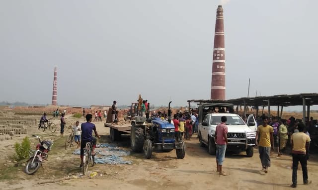 ঠাকুরগাঁওয়ে সাইড লাইনে চলে ২ অবৈধ ইট ভাটা