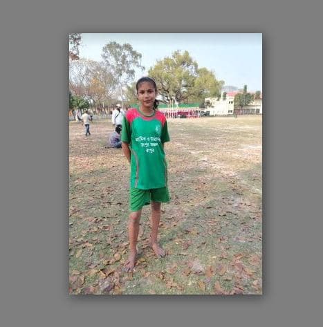 আন্তঃস্কুল প্রতিযোগিতায় দুই বিভাগের চ্যাম্পিয়ান হাতীবান্ধার ঐশি