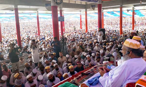 বদ আক্বীদা মানুষের ঈমানকে চিরতরে ধ্বংসের দিকে ঠেলে দেয়: ছারছীনার পীর ছাহেব