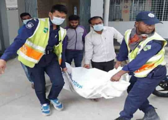বড়াইগ্রামে সড়ক দুর্ঘটনায় চালক নিহত, আহত ৩