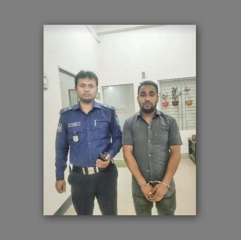 আশুলিয়ায় গৃহবধুকে ধর্ষণের অভিযোগে যুবক গ্রেফতার