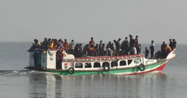 ভোলায় লঞ্চ চলাচলে ৭ মাসের নিষেধাজ্ঞা