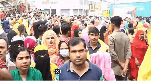 কারখানা বন্ধের প্রতিবাদে শ্রমিকদের , পুলিশের সঙ্গে সংঘর্ষ !
