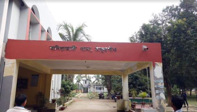 সরকারি কর্মচারীকে অপহরণ, ৪ জন গ্রেফতার