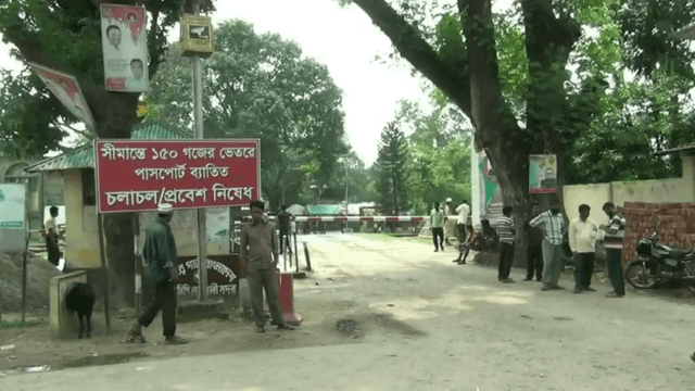 তিন দিন বন্ধ থাকবে হিলি স্থলবন্দর দিয়ে আমদানি-রপ্তানি