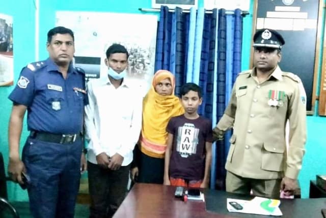 নিখোঁজ নয়ন বাবা-মার কোলে ফিরলো