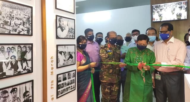 বঙ্গবন্ধুর বাংলাদেশ আজ সবসূচকে পাকিস্তান থেকে এগিয়ে