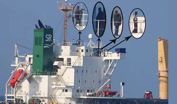 এমভি আব্দুল্লাহ উদ্ধারের প্রস্ততি নিচ্ছে আন্তর্জাতিক বাহিনী