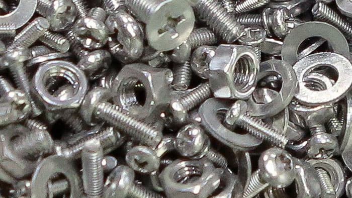 নাট-বল্টুর কেজি কোটি টাকা !