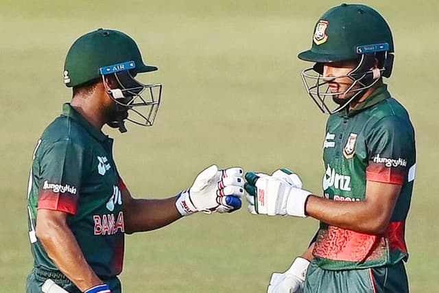 হতাশ টাইগাররা, মান বাঁচাল আফিফ-মিরাজ