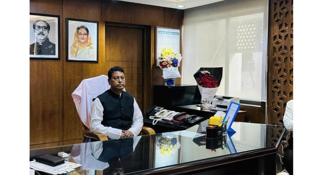 ঈদের ছুটির আগে শ্রমিকদের বেতন-বোনাস দিতে হবে : প্রতিমন্ত্রী