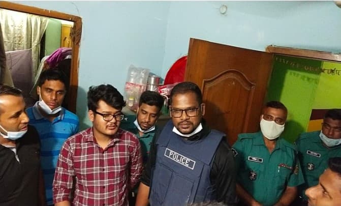 মহানবী (সা.)-কে নিয়ে কটূক্তি, চুয়েট শিক্ষার্থী গ্রেফতার
