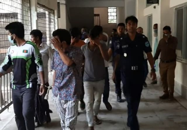 অসামাজিক কাজে লিপ্ত থাকায় নারীসহ ৮জন কারাগারে