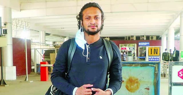 হঠাৎ যুক্তরাষ্ট্র থেকে দেশে ফিরছেন সাকিব