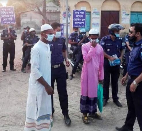 করোনা প্রতিরোধে আত্রাই থানা পুলিশের নানামুখী কার্যক্রম