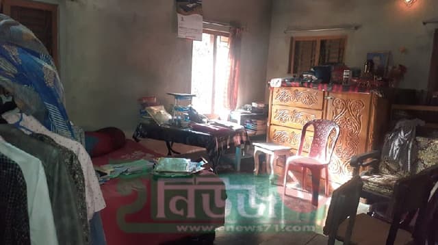 স্প্রে ছিটিয়ে বালিয়াডাঙ্গীতে ২ বাড়ীতে দুধর্ষ চুরি